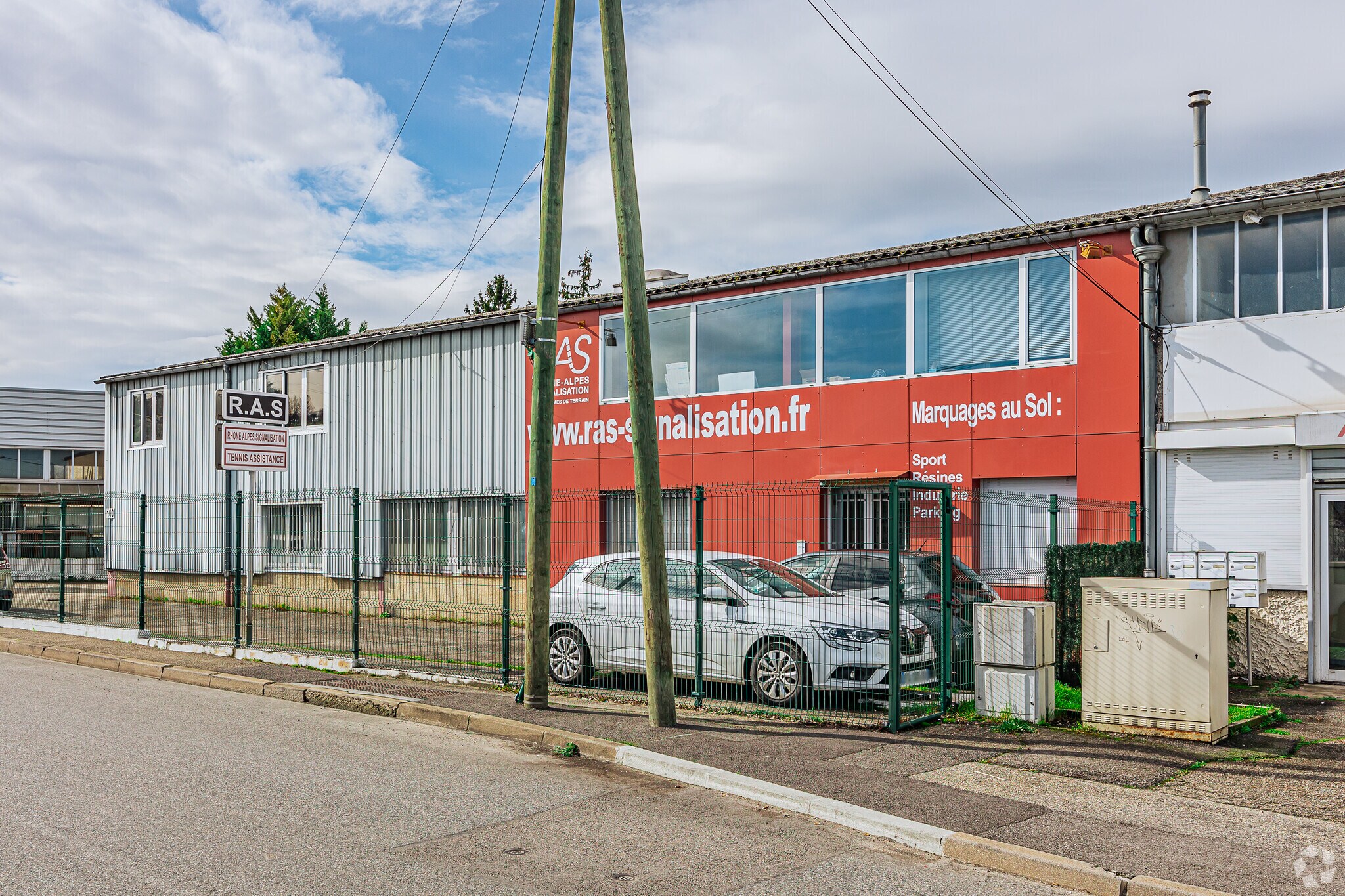 Flex en Saint-Genis-Laval en venta Foto principal- Imagen 1 de 3