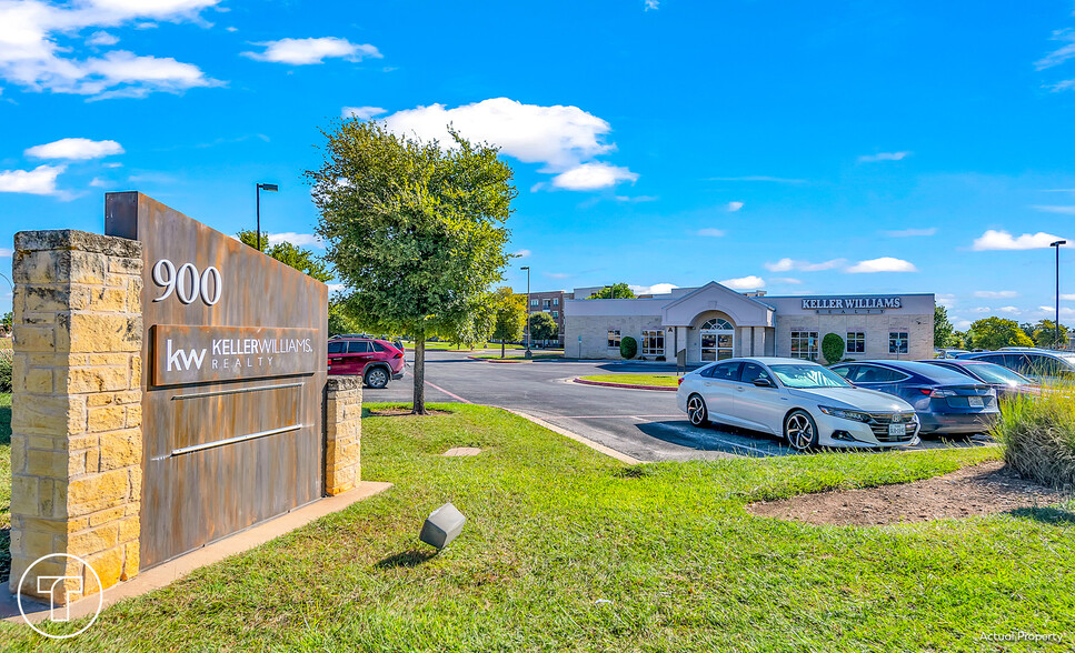 900 Quest Blvd, Cedar Park, TX en alquiler - Foto del edificio - Imagen 1 de 19