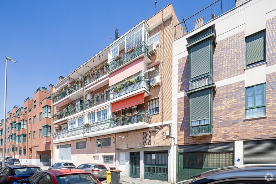 Calle Argos, 23, Madrid, Madrid en alquiler - Foto del edificio - Imagen 3 de 3