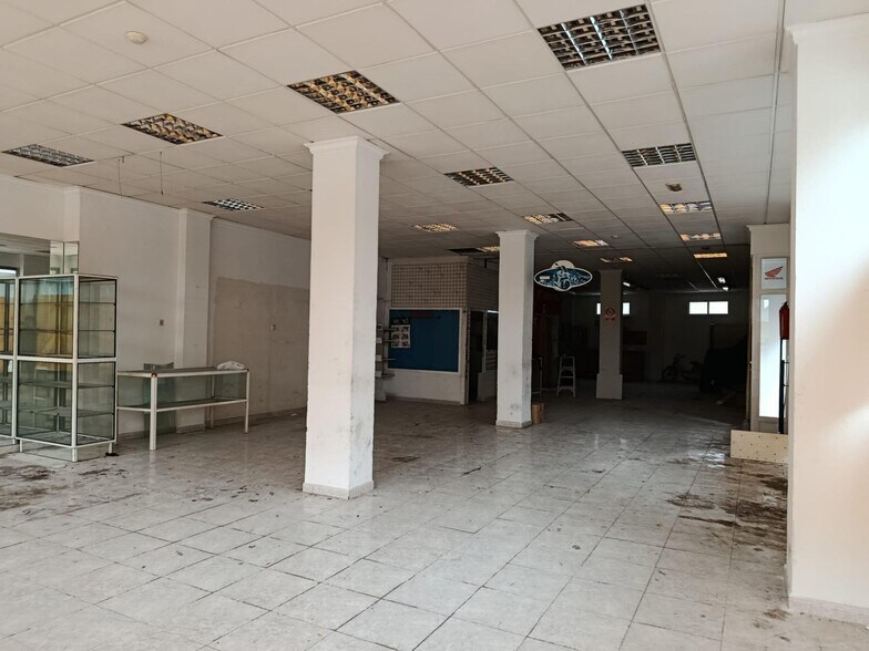 Local en Lorca, Murcia en venta - Foto del interior - Imagen 3 de 7