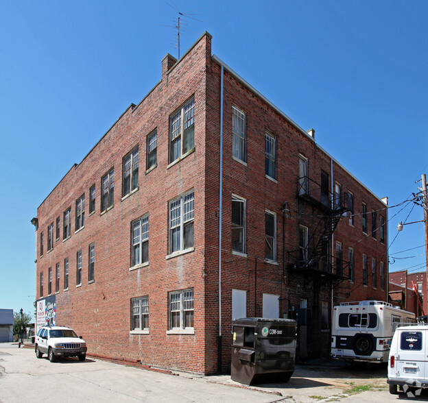 311-319 E Nash St, Wilson, NC en alquiler - Foto del edificio - Imagen 3 de 4