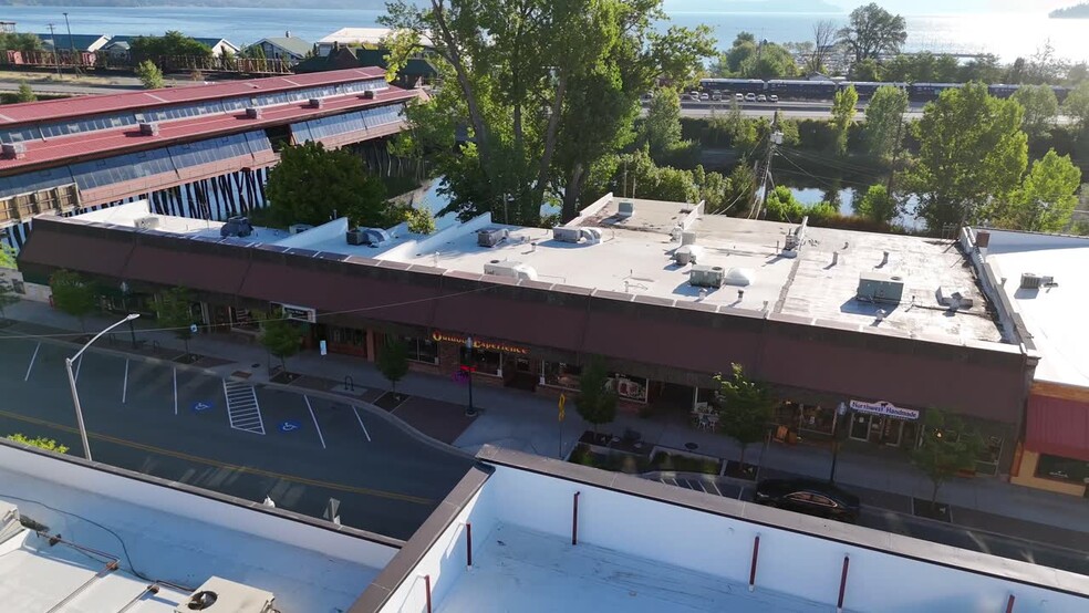 308-326 N 1st Ave, Sandpoint, ID en venta - Vídeo de anuncio comercial - Imagen 2 de 19