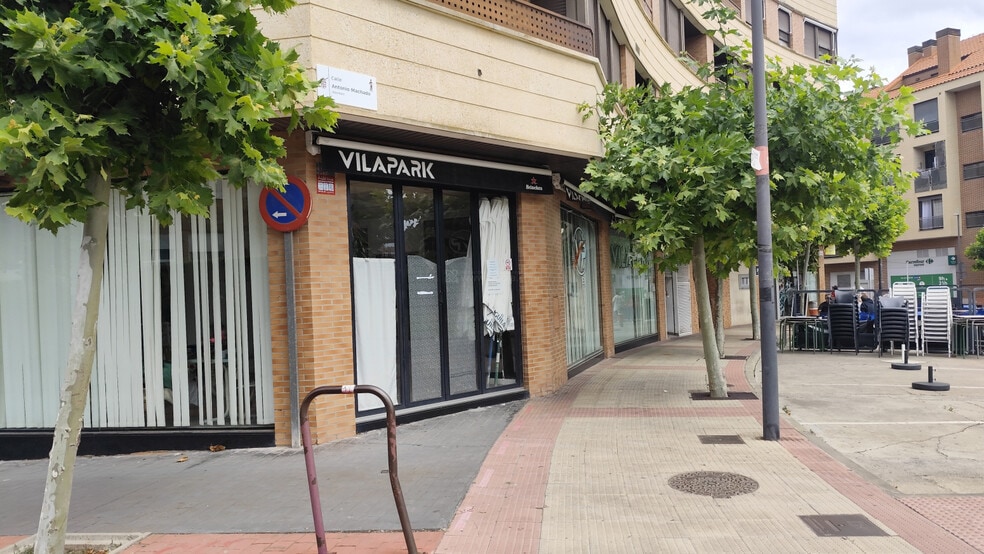 Local en Villamediana de Iregua, La Rioja en alquiler - Foto del edificio - Imagen 2 de 2