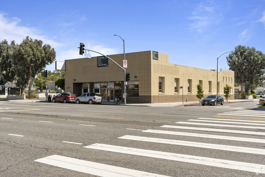 3250 Glendale Blvd, Los Angeles, CA en alquiler - Foto del edificio - Imagen 3 de 20