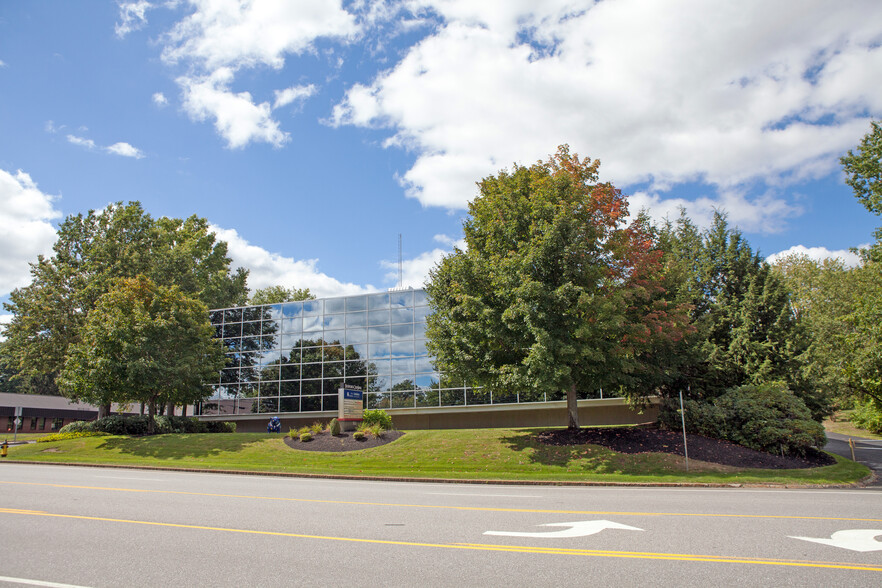 166 S River Rd, Bedford, NH en alquiler - Foto del edificio - Imagen 1 de 5