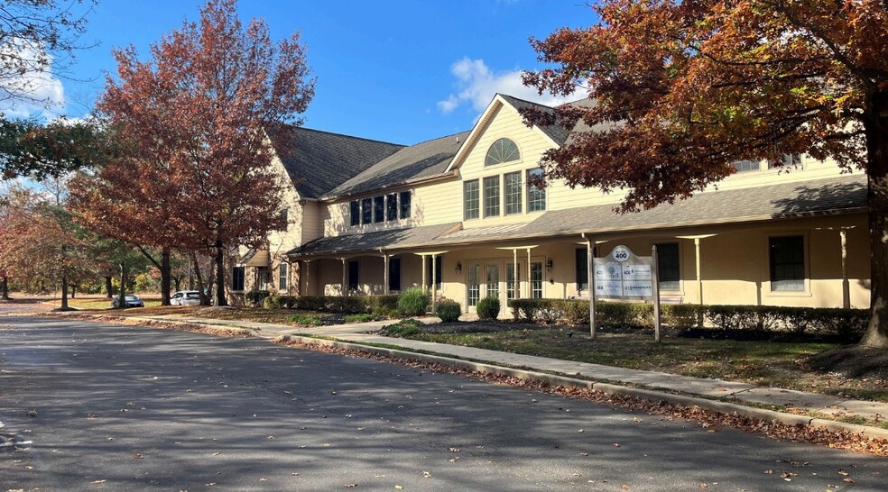 385 Oxford Valley Rd, Yardley, PA en venta - Foto del edificio - Imagen 1 de 11