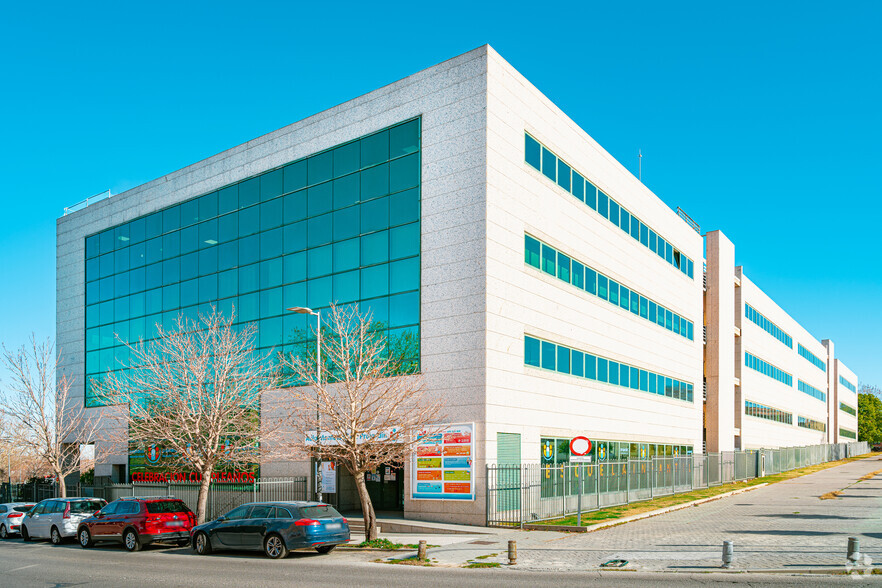 Avenida Tenerife, 2, San Sebastián De Los Reyes, Madrid en alquiler - Foto del edificio - Imagen 1 de 2