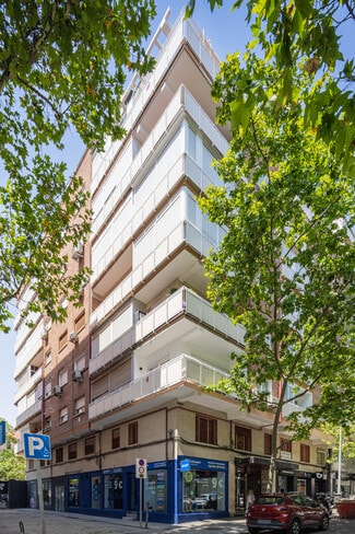 Más detalles de Calle Ramos Carrión, 4, Madrid - Local en alquiler