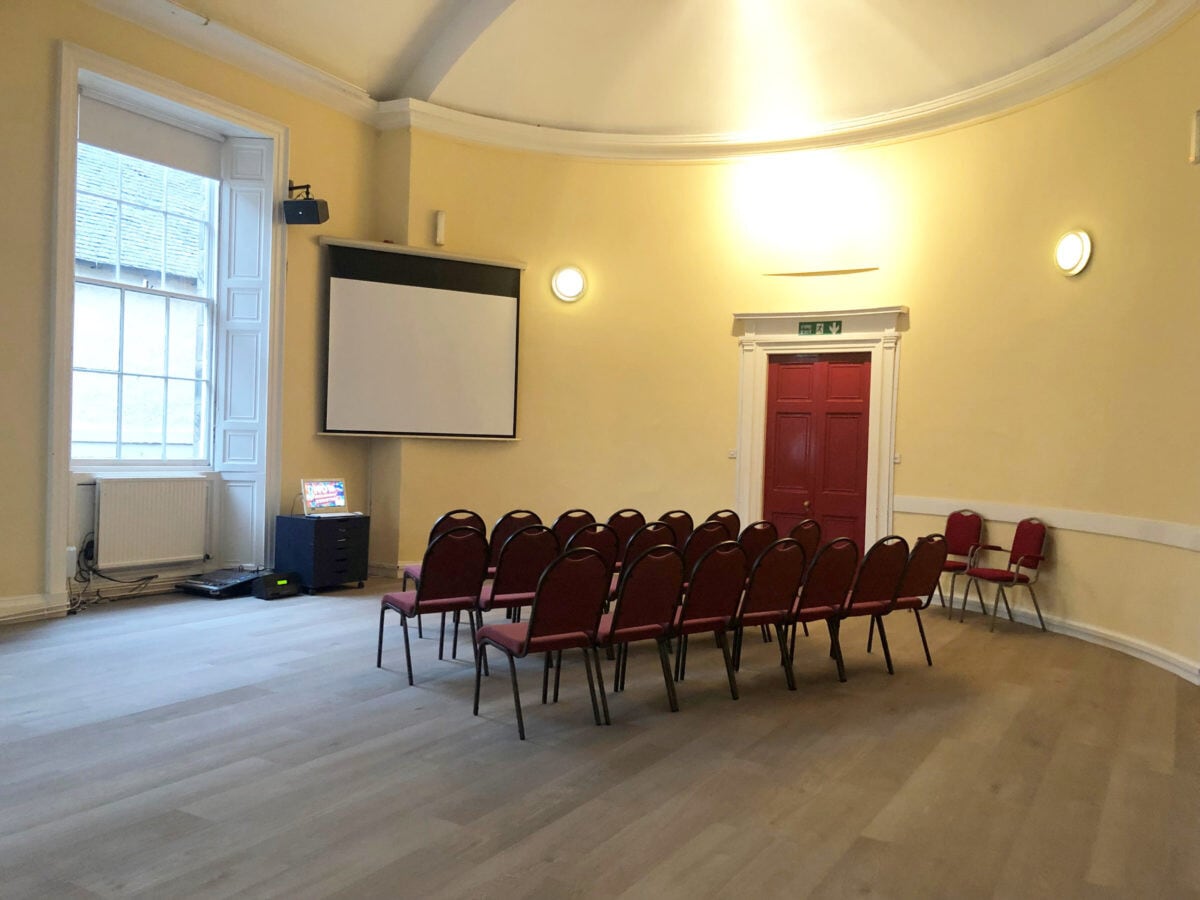 123-127 High St, Kirkcaldy, FIF KY1 1LW - Unidad 125 - - Foto del interior - Image 1 of 2