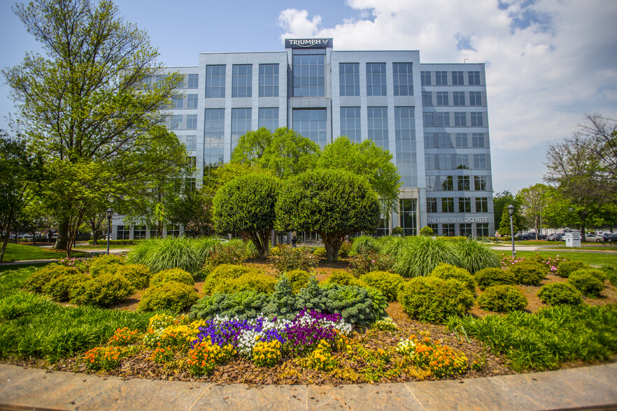 100 Hartsfield Centre Pky, Atlanta, GA en alquiler - Foto del edificio - Imagen 1 de 1