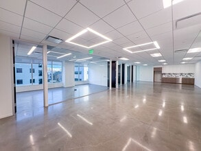 18301 Von Karman Ave, Irvine, CA en alquiler Foto del interior- Imagen 2 de 5