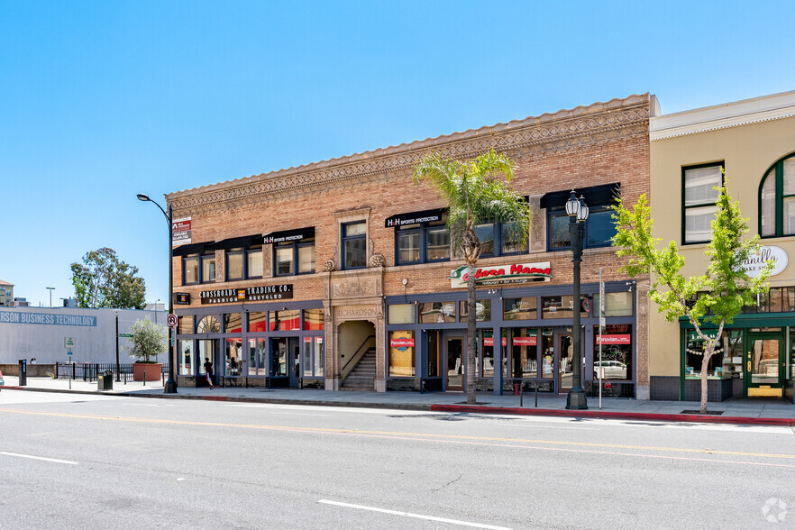 96-104 E Colorado Blvd, Pasadena, CA en alquiler - Foto del edificio - Imagen 1 de 7