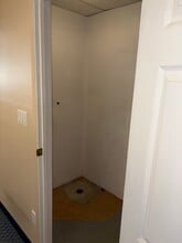 1900-1950 Lonsdale Ave, North Vancouver, BC en alquiler Foto del interior- Imagen 1 de 7