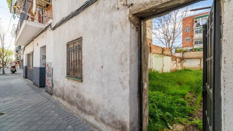 Calle de Peironcely, 36, Madrid, Madrid en venta - Foto de la construcción - Imagen 2 de 3