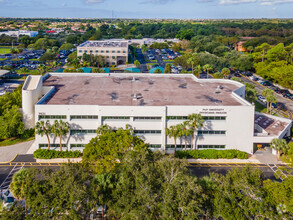 7421 N University Dr, Tamarac, FL - VISTA AÉREA  vista de mapa