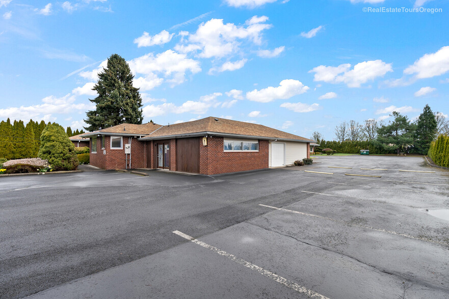 2221 Yew St, Forest Grove, OR en venta - Foto del edificio - Imagen 3 de 13