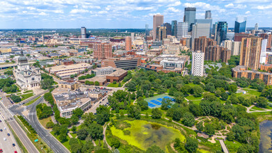 1621 Hennepin Ave, Minneapolis, MN - VISTA AÉREA  vista de mapa - Image1