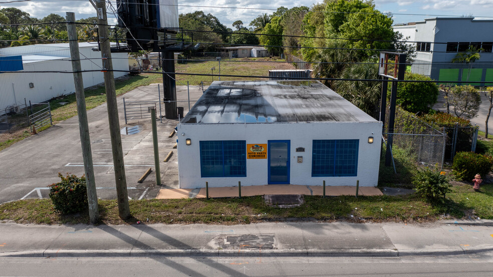 2101 S Military Trl, West Palm Beach, FL en alquiler - Foto del edificio - Imagen 1 de 3