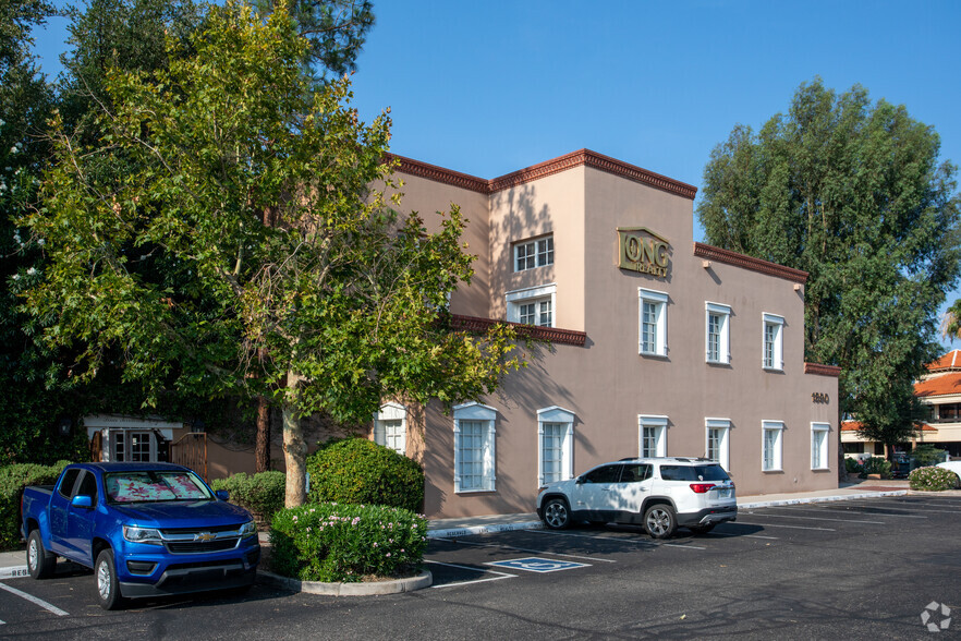 1890 E River Rd, Tucson, AZ en alquiler - Foto del edificio - Imagen 2 de 5