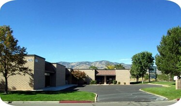 1475 Old Hot Springs Rd, Carson City, NV en alquiler Foto del edificio- Imagen 2 de 4