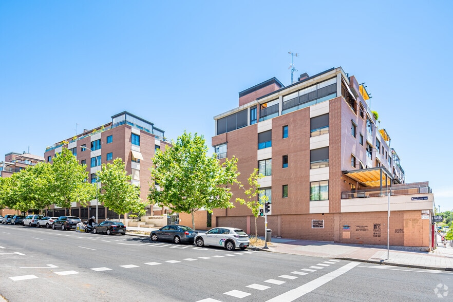 Avenida Monasterio de Silos, 36, Madrid, Madrid en venta - Foto del edificio - Imagen 2 de 2