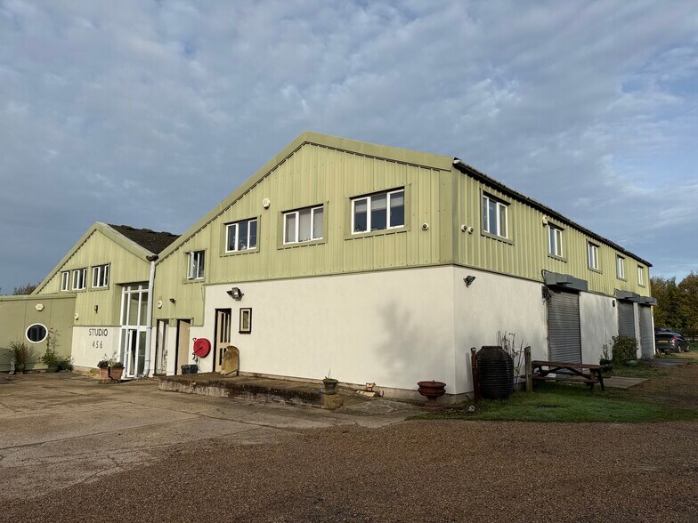 Mill Ln, Pulborough en alquiler - Foto del edificio - Imagen 2 de 12