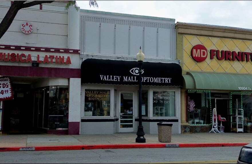 10906 Main St, El Monte, CA en venta - Foto del edificio - Imagen 3 de 5