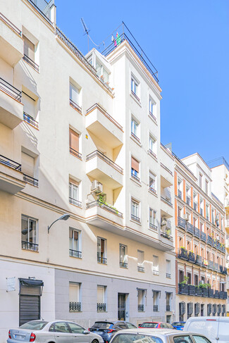 Más detalles para Calle De Espartinas, 4, Madrid - Edificios residenciales en venta