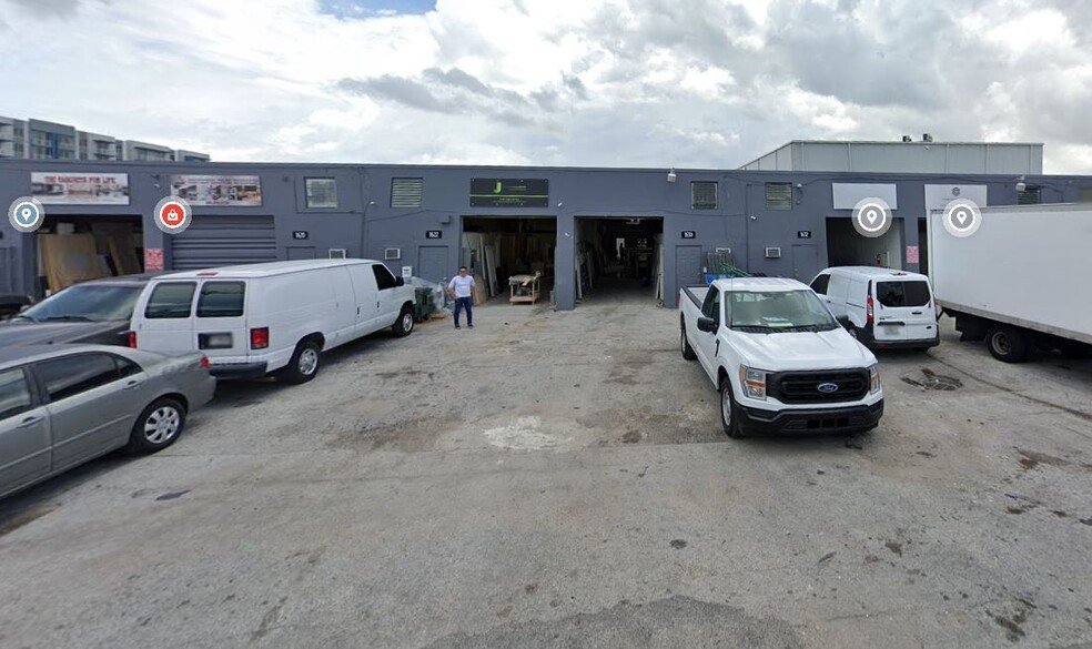 1612-1646 W 31st Pl, Hialeah, FL en alquiler - Foto del edificio - Imagen 1 de 1