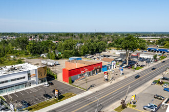 5220-5244 Boul des Laurentides, Laval, QC - VISTA AÉREA  vista de mapa