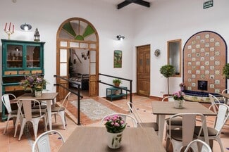 Más detalles de Avenida la Estación, 15, El Pedroso - Local en venta
