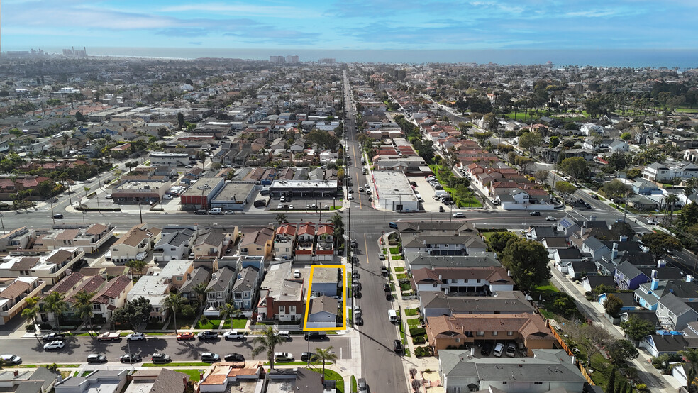 1716 Alabama St, Huntington Beach, CA en venta - Foto del edificio - Imagen 1 de 9