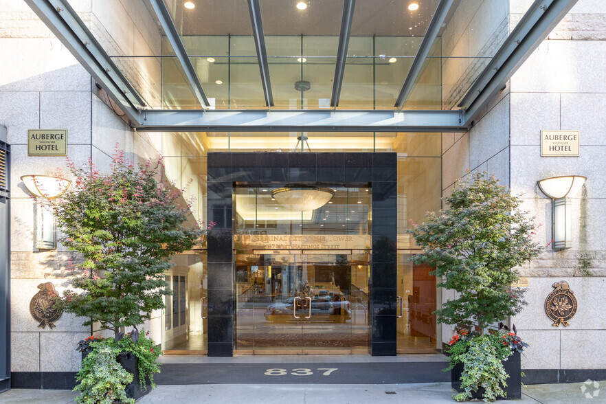 837 W Hastings St, Vancouver, BC en venta - Foto del edificio - Imagen 3 de 6