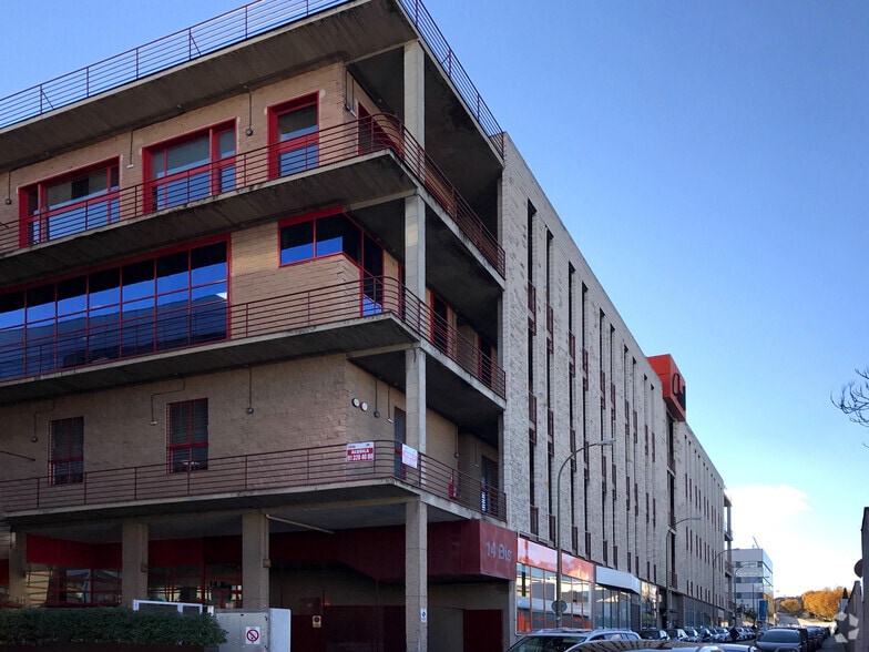 Nave en Madrid, Madrid en venta - Foto del edificio - Imagen 2 de 9