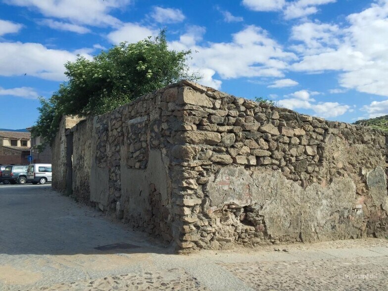 Terreno en Buitrago del Lozoya, Madrid en venta - Foto del edificio - Imagen 2 de 7