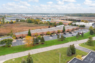 49116-49140 Wixom Tech Dr, Wixom, MI - VISTA AÉREA  vista de mapa - Image1