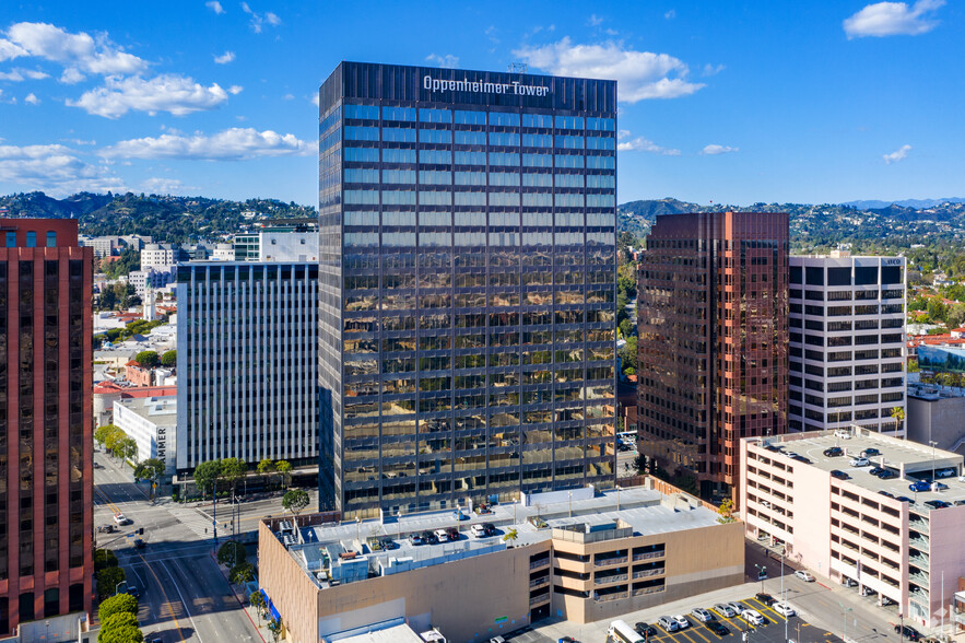 10880 Wilshire Blvd, Los Angeles, CA en alquiler - Foto del edificio - Imagen 3 de 22