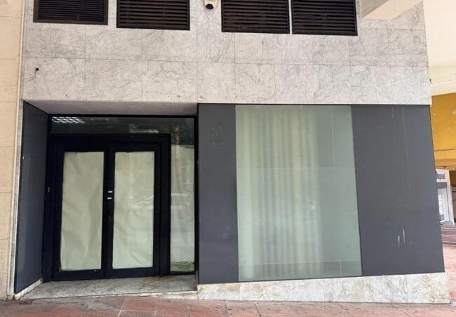 Más detalles de De La Palma, Algeciras - Local en venta