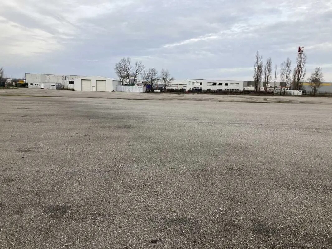 196 Chemin Du Lortaret, Saint-Priest en alquiler Foto del edificio- Imagen 1 de 6