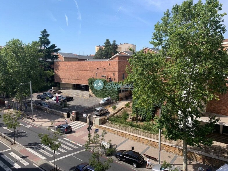 Local en Segovia, Segovia en alquiler - Foto del edificio - Imagen 3 de 4
