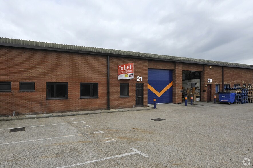 Leatherhead Rd, Chessington en alquiler - Foto del edificio - Imagen 3 de 10