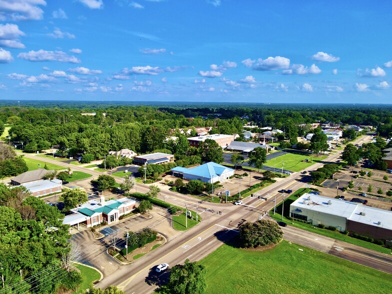 740 S Pear Orchard Rd, Ridgeland, MS en venta - Foto del edificio - Imagen 2 de 10