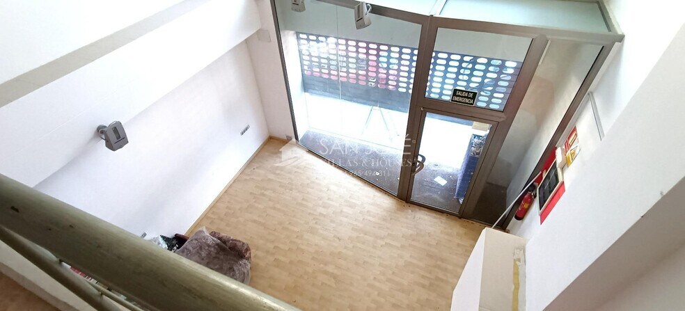 Local en Alicante en venta - Foto del edificio - Imagen 3 de 19