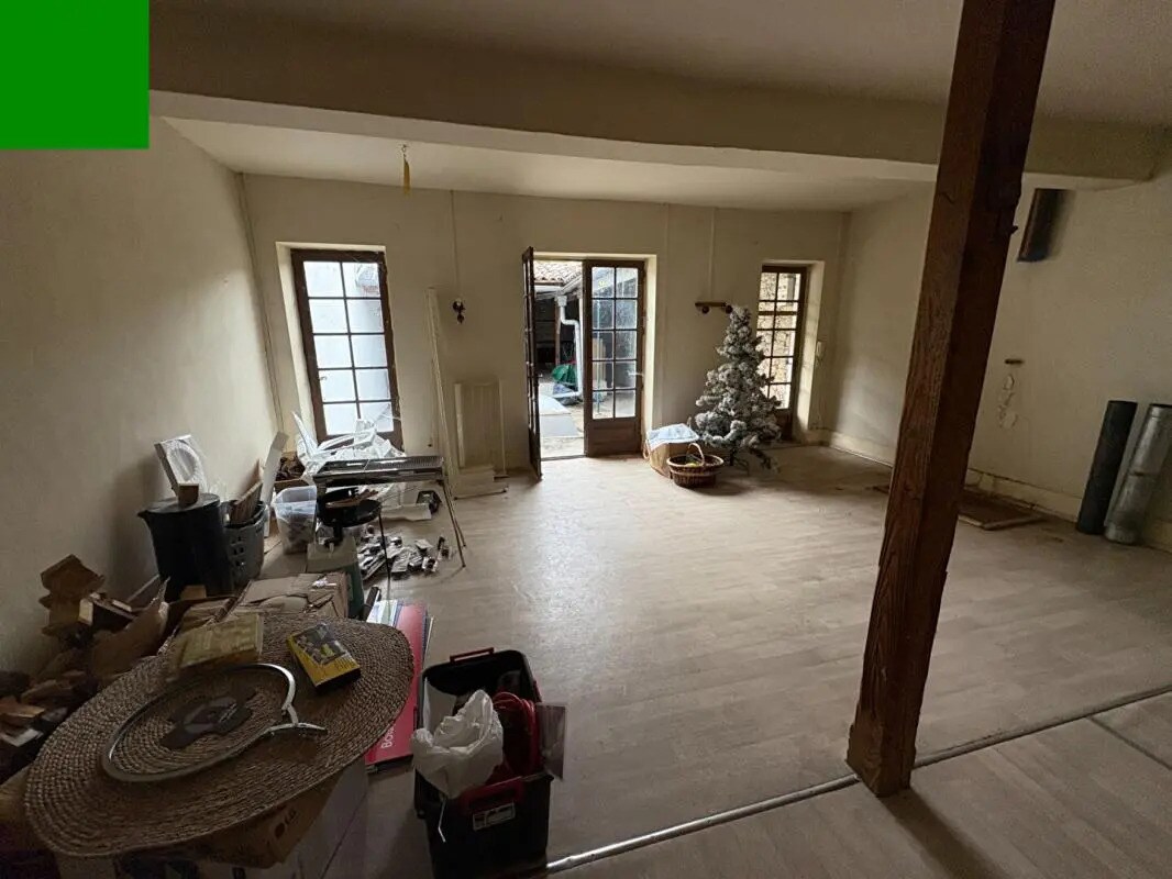 Flex en en venta Foto del edificio- Imagen 1 de 5