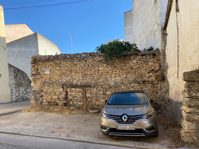 Más detalles de Calle Mayor, 14, Guadalix de la Sierra - Terreno en venta
