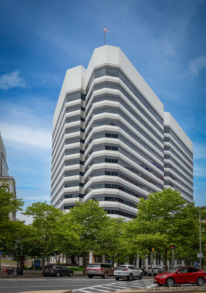 7500 Old Georgetown Rd, Bethesda, MD en alquiler - Foto del edificio - Imagen 1 de 31