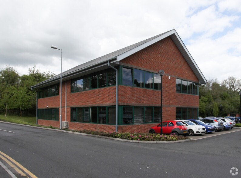 8 Blenheim Rd, Marlborough en venta - Foto del edificio - Imagen 3 de 3