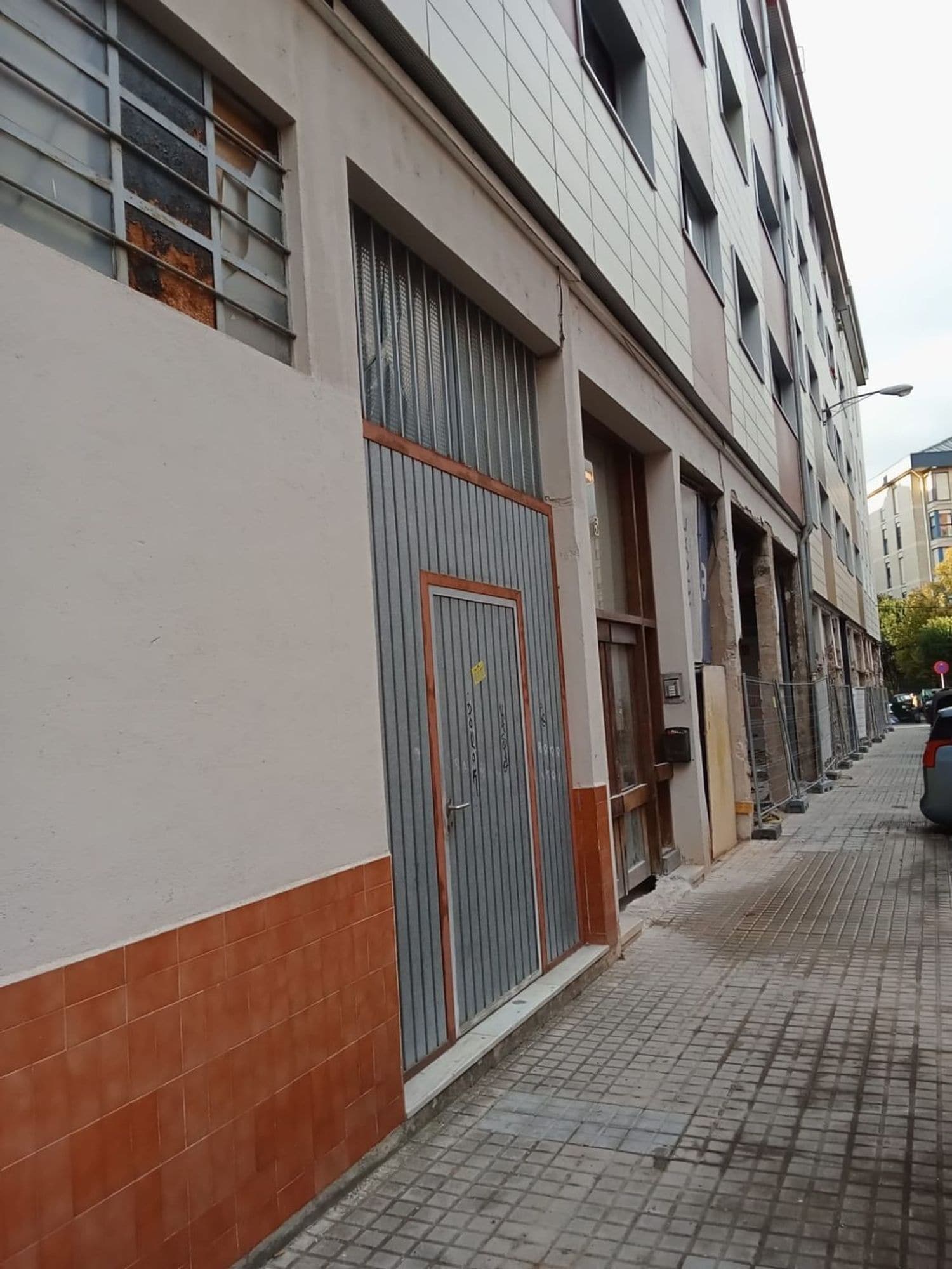 Local en Pamplona en venta Foto del edificio- Imagen 1 de 7