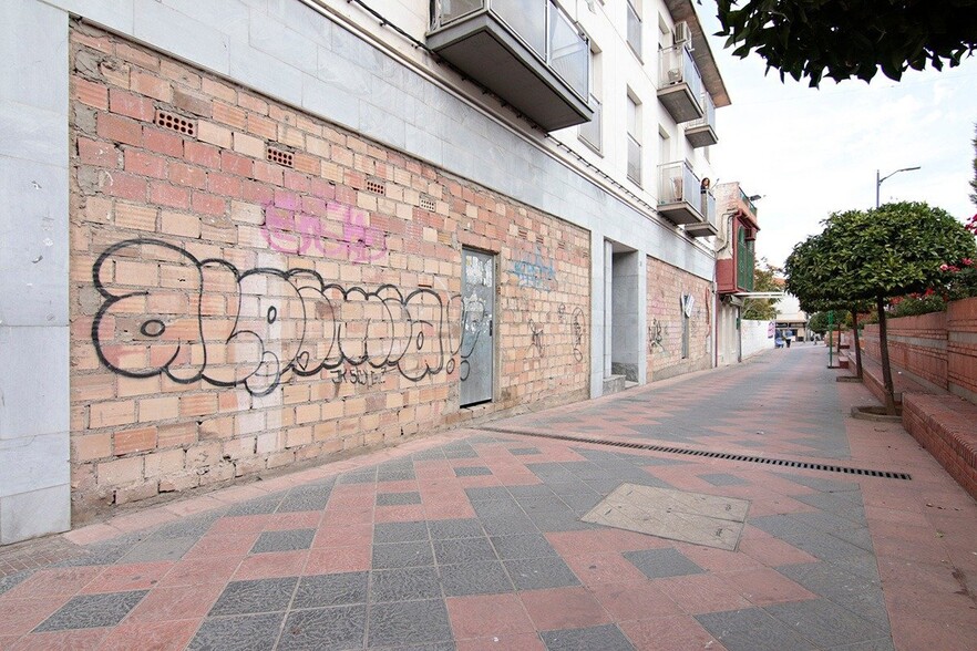 Local en Armilla, Granada en alquiler - Foto del edificio - Imagen 2 de 12