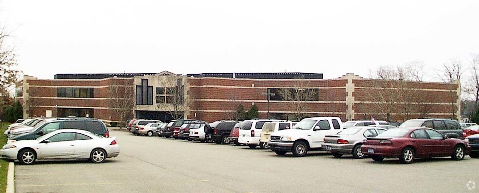 1760 S Telegraph Rd, Bloomfield Hills, MI en alquiler - Foto del edificio - Imagen 2 de 4